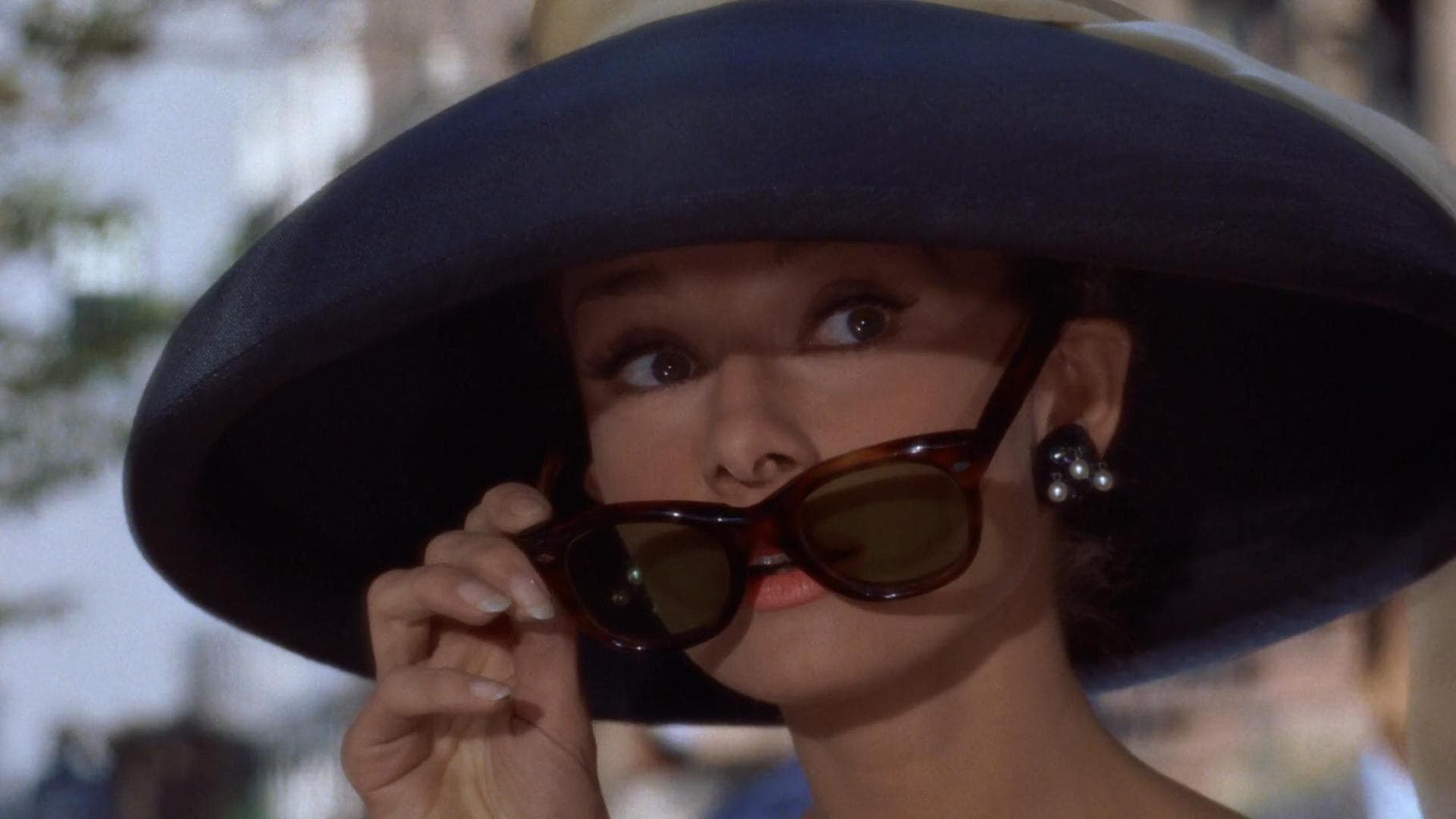 Audrey Hepburn in breakfast at tiffany's